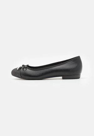 Marco Tozzi BY GUIDO MARIA KRETSCHMER - Klassischer Ballerina - black