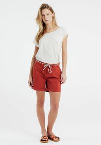 Protest PRTANNICK 23 - Shorts - chilirust
