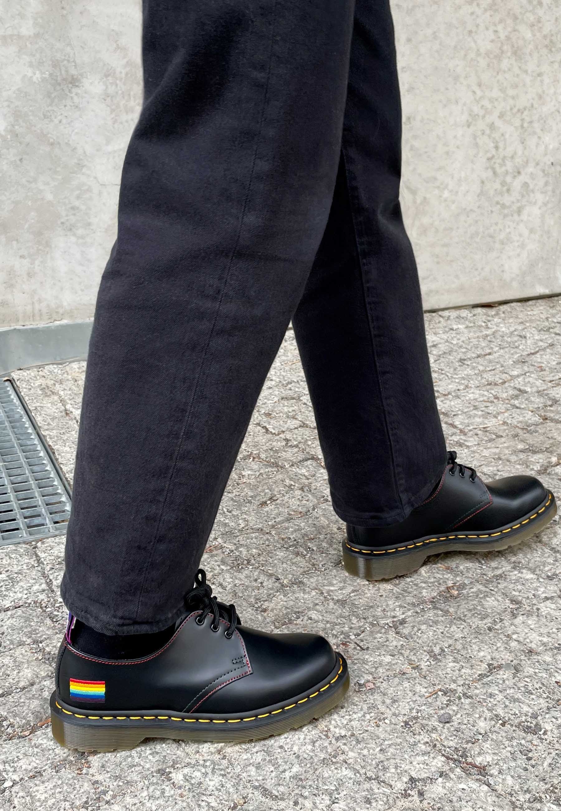 Dr. Martens 1461 PRIDE 3 EYE SHOE UNISEX - Casual lace-ups - black -  Zalando.ie