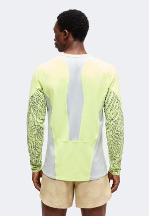 Nike Performance, STRIDE - Блуза с дълги ръкави - light lemon twist/grey fog