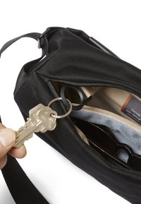 Bellroy SLING MINI - Marsupio - melbourneblack