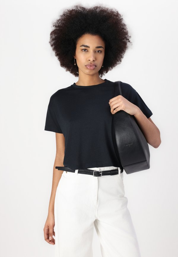 TOO - Basic T-shirt - moonless2