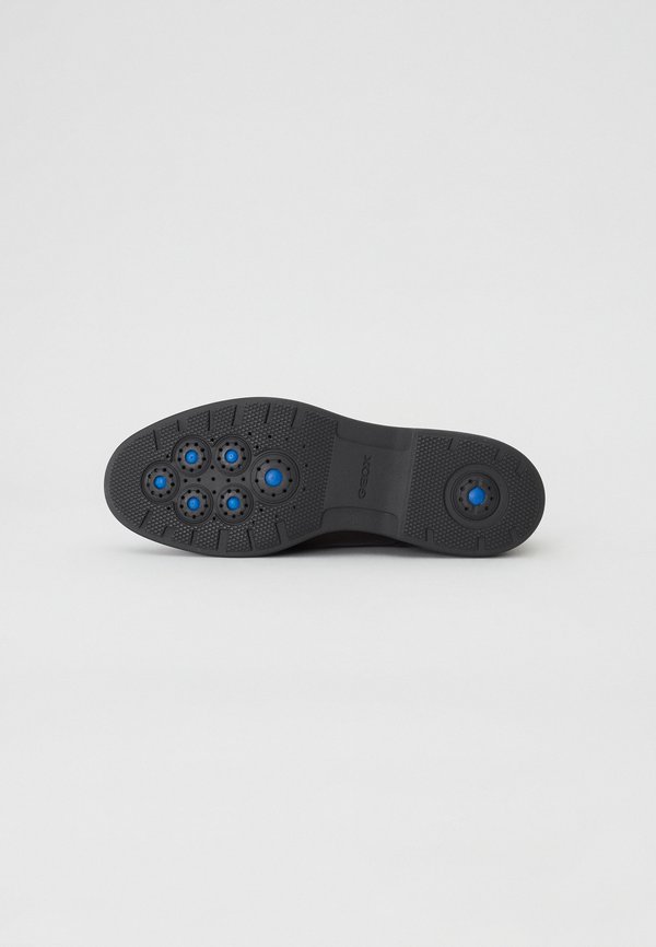 SPHERICA EC11 - Slip-ons - coffee2