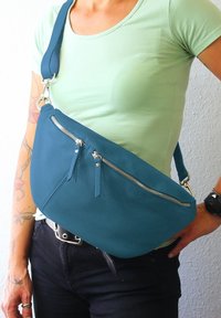 DrachenLeder Gürteltasche - blau
