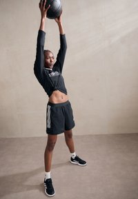 adidas Sportswear TIRO CUT STRIPES LONG SLEEVE - Top s dlhým rukávom - black