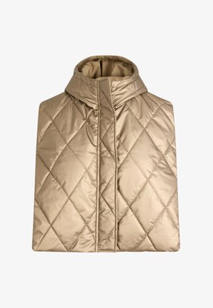 Cappa beige trapuntata con colletto alto e cappuccio. Presenta un motivo a diamante, una texture liscia e lucida, e un'apertura frontale senza chiusure.