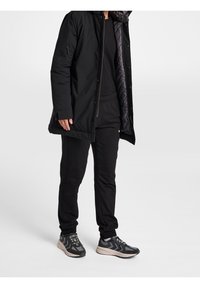 Hummel Outdoorjacka - black