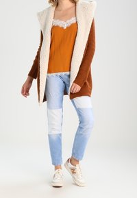 TWINTIP Kofta - brown