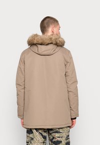 Brave Soul CHEETAHS - Casaco de inverno - stone