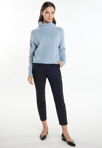 Thumbnail Image 2