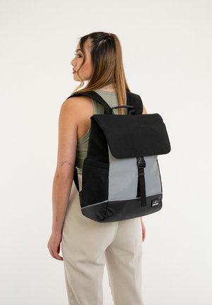 Johnny Urban FAHRRADTASCHE MIKA BIKE - Rucksack - schwarz reflektierend