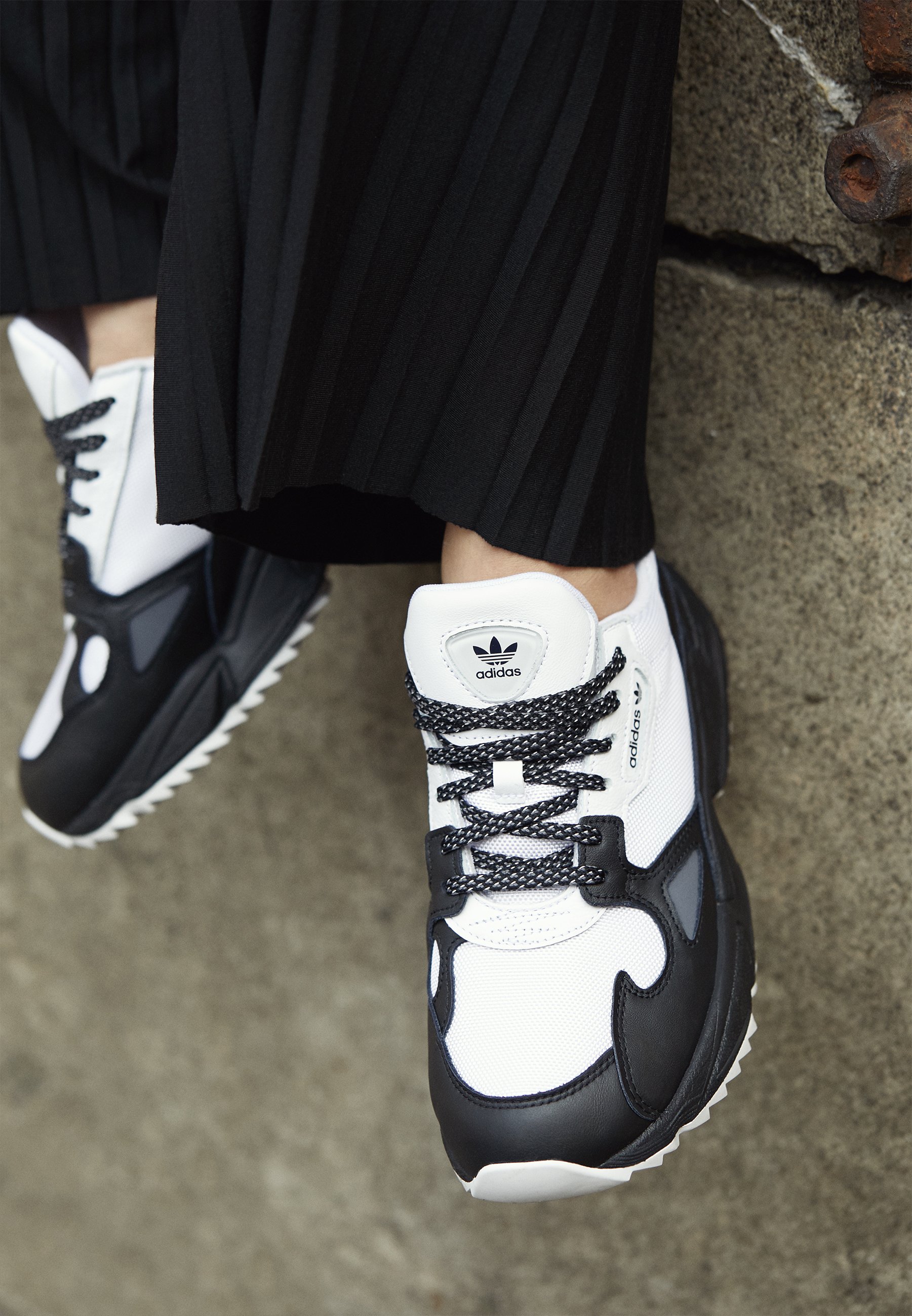 adidas Originals FALCON TRAIL Sneaker low footwear white adidas Originals FALCON Sneaker low footwear white