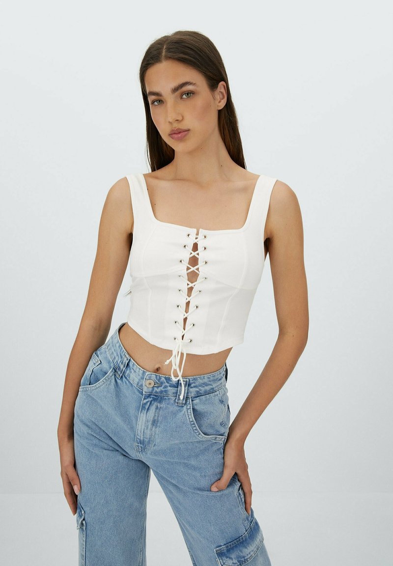 Damen T-Shirts | Stradivarius CORSAGE MIT SCHNÜRUNG Top off white/offwhite - TM17704 Damen T-Shirts | Stradivarius CORSAGE MIT SCHNÜRUNG Top off white/offwhite - TM17704