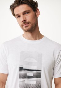 Mexx Triko s potiskem - white