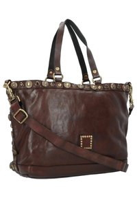 Borsa in pelle marrone scuro con manici doppi, tracolla regolabile e borchie decorative oro e nere lungo il bordo superiore e i lati.