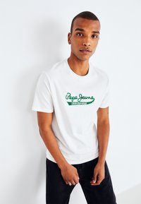 Pepe Jeans CLAUDE - Apdrukāts T-krekls - off white