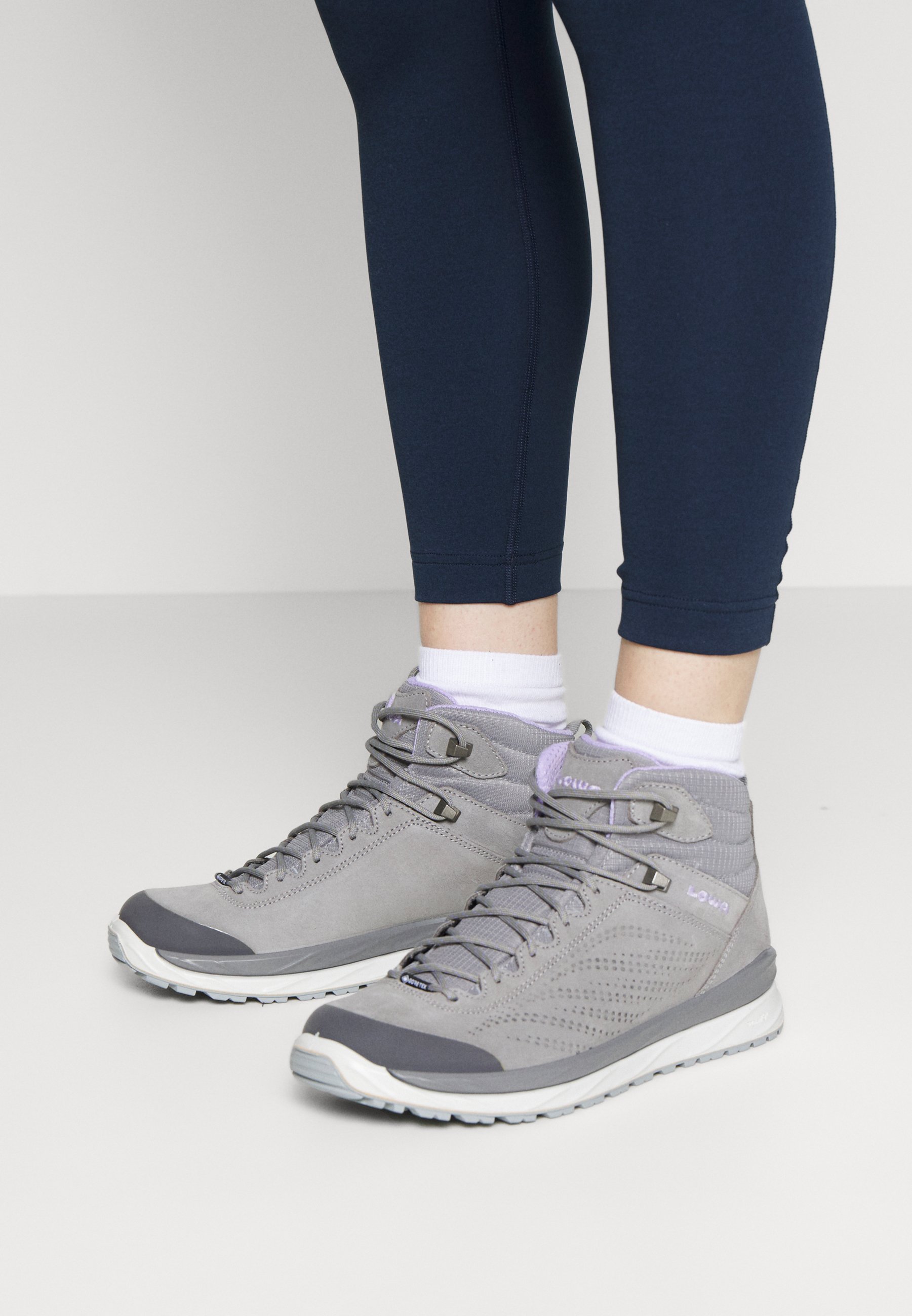 Lowa MALTA GTX MID - Outdoorschoenen - hellgrau/grijs - Zalando.nl