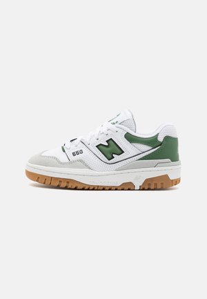 550 UNISEX - Športni copati - white/green