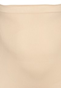 Beige strapless top gemaakt van ribstof, met gladde stukken en subtiele textuurvariaties. Het ontwerp is aansluitend en naadloos.