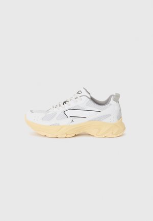 FORMA UNISEX - Sneakers laag - white/cream