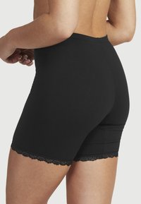 Cellbes of Sweden LONG LEG  LACE AT BOTTOM  3 PACK - Muotoileva alusasu - black