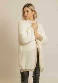 Dona x Lisa LONG OUVERT KODY - Gilet - blanc