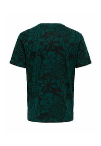 Camiseta verde de manga corta con un patrón floral negro y un torbellino abstracto, confeccionada en una tela suave y ligera con un cuello redondo.