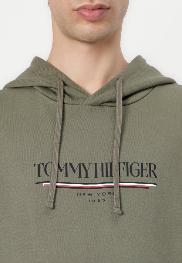 BRAND LOVE HOODIE - Hoodie4