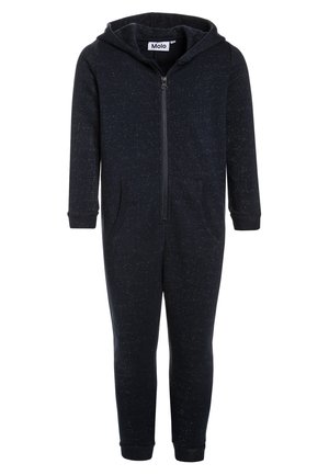 Ciemnogranatowy kombinezon dziecięcy z kapturem, ozdobiony drobnymi plamkami, z zamkiem z przodu i dwoma kieszeniami kangurzymi.