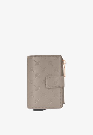 Denarnica iz usnja v barvi taupe z vtisnjenim cvetličnim vzorcem, magnetnim zapiranjem in predalom z zadrgo. Poudarjena s kontrastnim šivom in kovinskimi detajli.