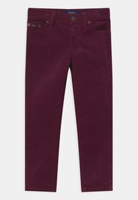 Burgundské kordové kalhoty se rovný střih, s předním zapínáním na knoflík, detaily kapes a texturovaným povrchem.