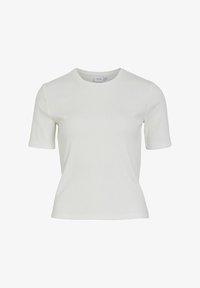 Unselected, snow white