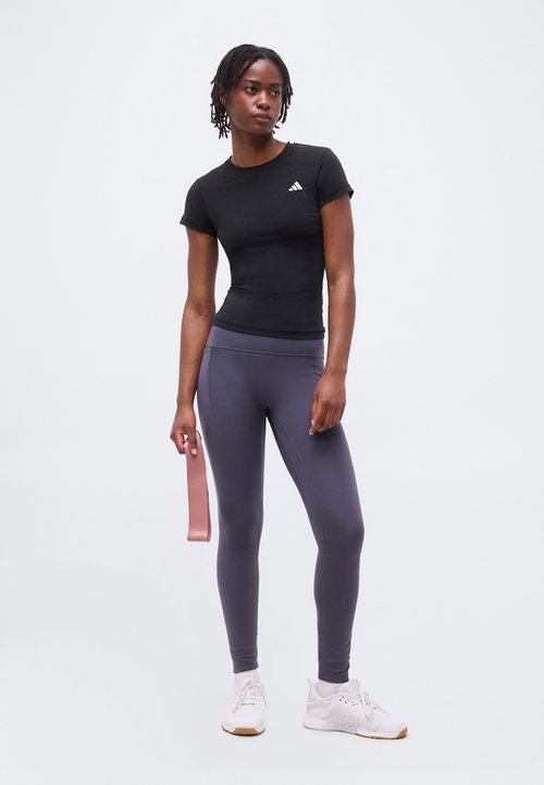 adidas TEE - Sports T-shirt - black — foto 2