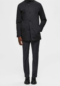 Selected Homme Abrigo corto - black