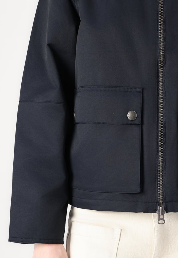 TILDA CASUAL - Light jacket2