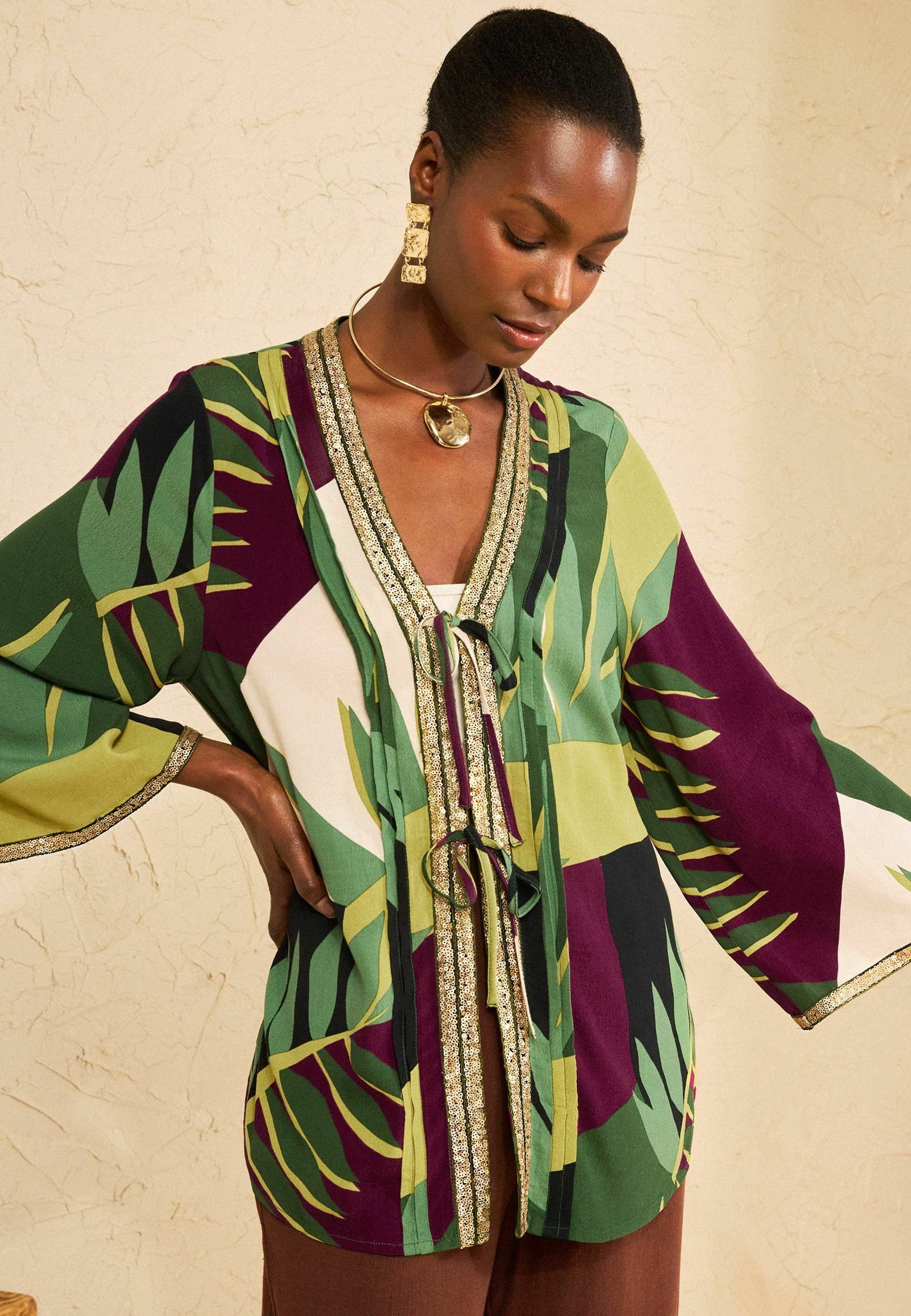 Love & Roses REGULAR FIT - SEQUIN TRIM PRINTED KIMONO . - Leichte