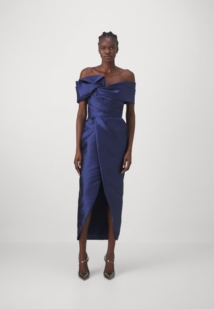 Marchesa OFF SHOULDER DRAPED ANKLE LENGTH GOWN WITH TULIP SKIRT - Iltapuku - navy