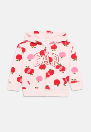 Kinderhoodie, rosa mit rotem und pinkem Apfelmuster. Verfügt über einen Reißverschluss vorne, großen "GAP"-Text und zwei Fronttaschen. Weicher Stoff.