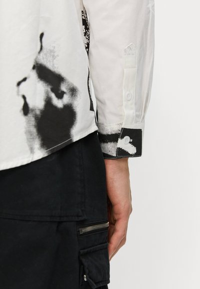 Kidsuper COLLAGE FACES BUTTON UP  - Camicia - white