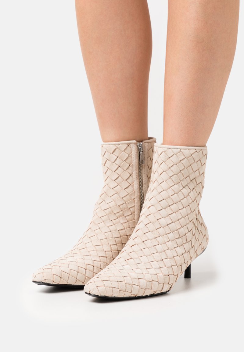 lems boulder boots uk