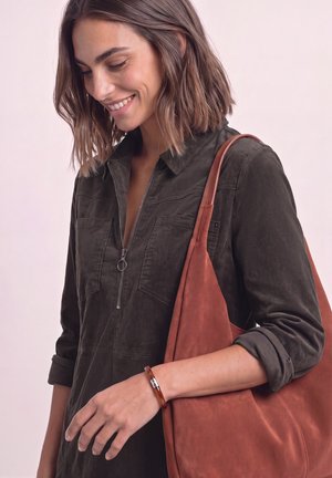 Street One Studio, KNIELANGES KLEID AUS CORD MIT ZIPPER - Robe chemise - black coffee