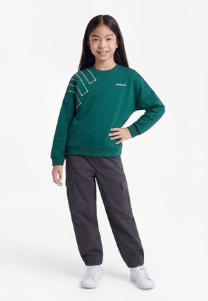 adidas Originals LOOSE BLOCKED CREW JUNIOR UNISEX - Mikina - collegiate green