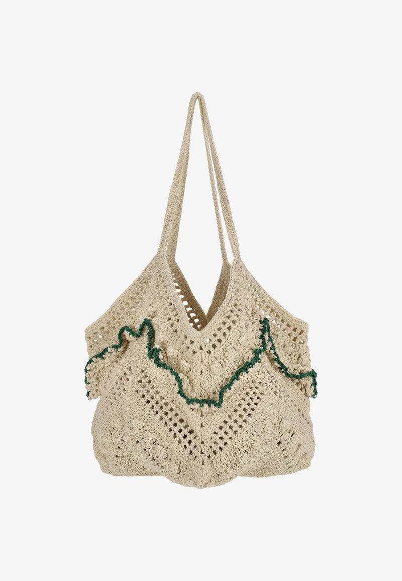 Sac crocheté beige avec un tissage texturé, orné d'accents verts froncés et doté de deux longues poignées pour le transport.