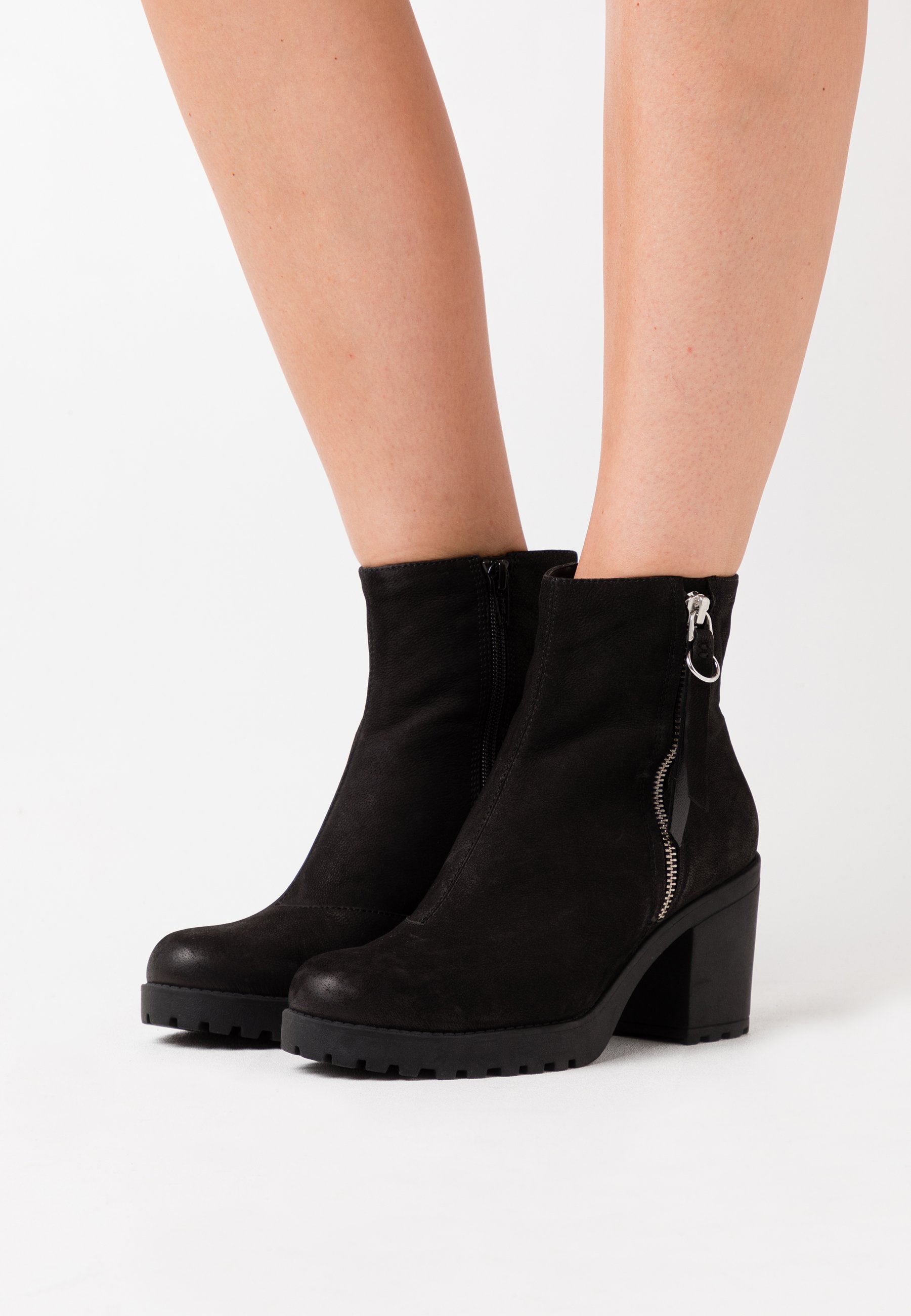 vagabond grace ankle boot