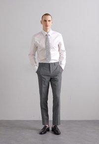 J.LINDEBERG LEO 2 TONES PANTS - Παντελόνι - black