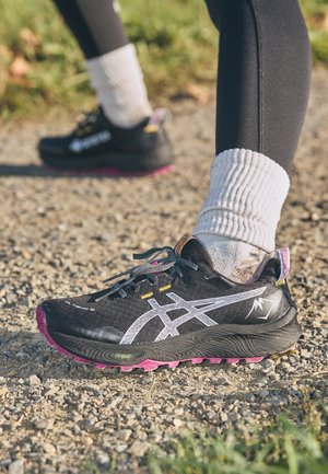 ASICS GEL-TRABUCO 12 GTX - Trail running shoes - black/light blue