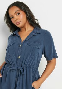 Yours Clothing - Sukienka koszulowa