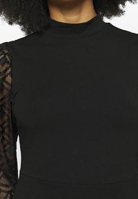 ONLY Petite Žerzejové šaty - black