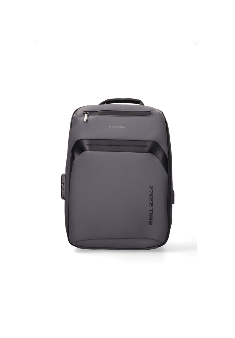 Zaino grigio realizzato in materiale liscio e resistente. Presenta una tasca frontale con zip e la scritta in rilievo "FREE TIME". Include una maniglia superiore e spallacci regolabili.
