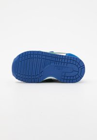 Puma CABANA RACER 20 UNISEX - Zapatillas - blue